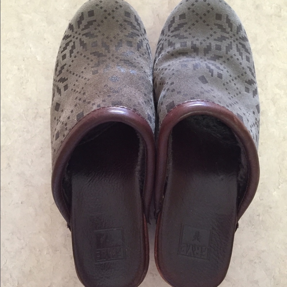Frye Clogs - Picture 2 of 2